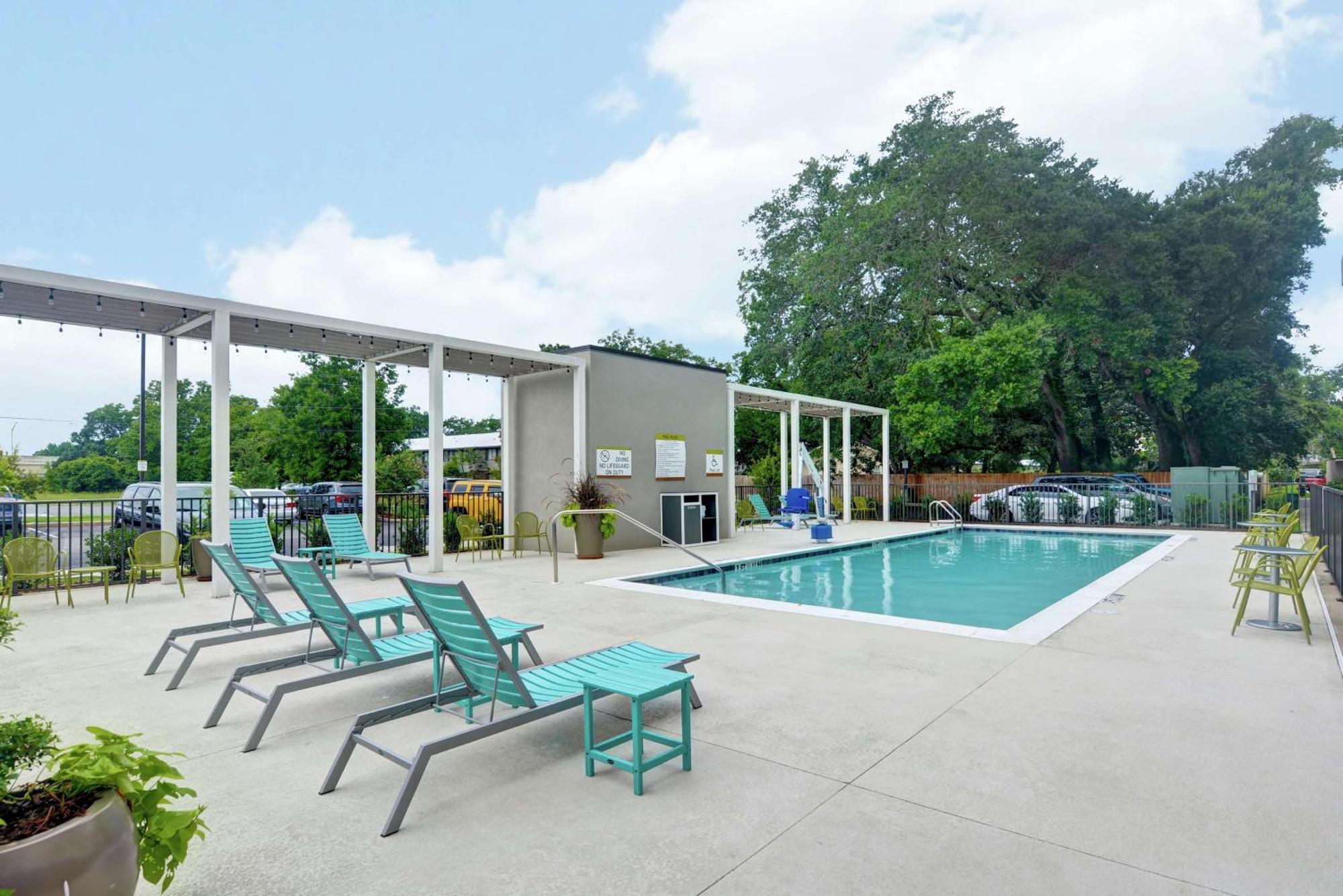Home2 Suites Pensacola I-10 At North Davis Hwy Экстерьер фото
